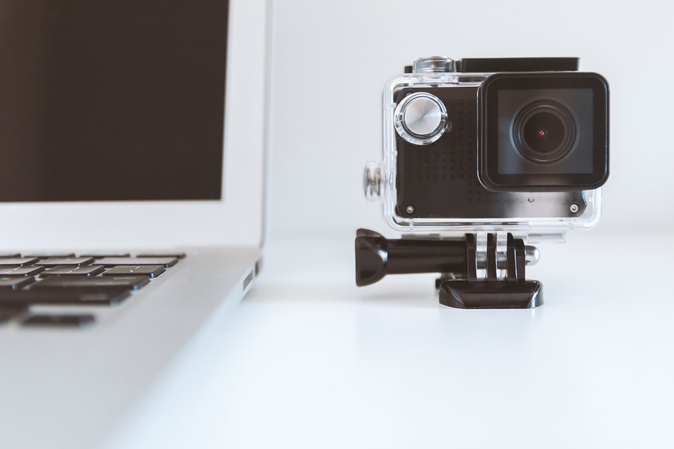 How To Use Live Videos For Marketing Your Company